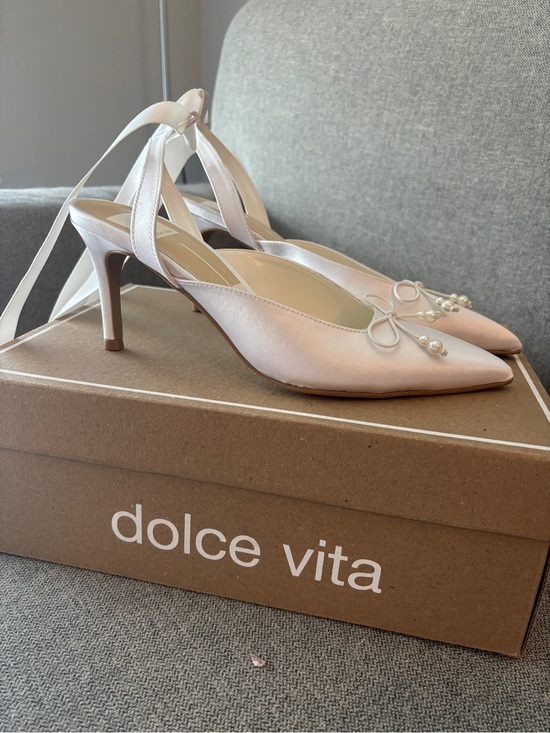 Dolce Vita Shoes - Dolce Vita White Satin Pearl-Accent Slingback Heels